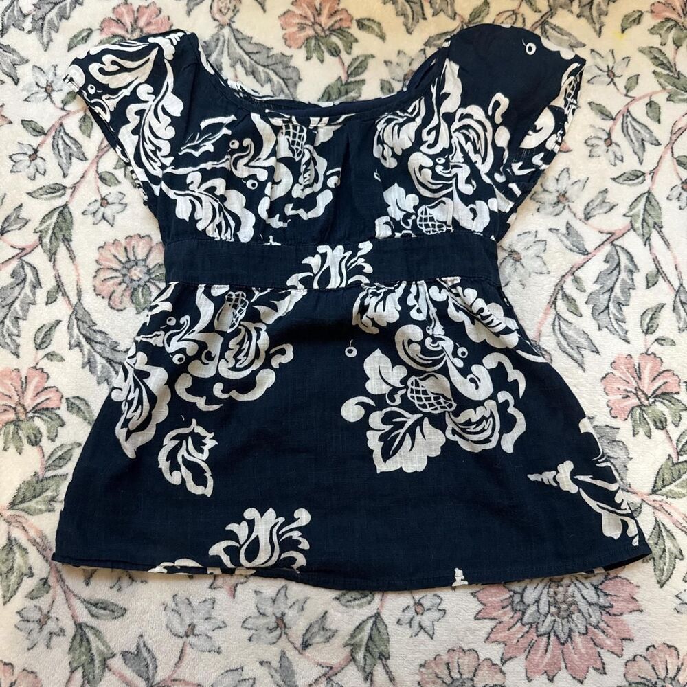 Hollister-co Women's Navy and Black Blouse